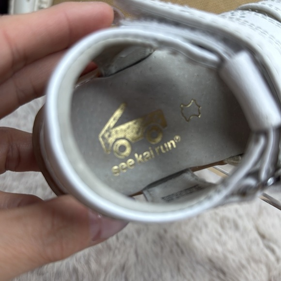 SEE KAI RUN | Gloria IV, White, Size 5 - Picture 9 of 14
